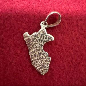 Silver Word-Engraved Peru Map Pendant - Pure Silver 950